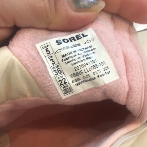 Sorel Kinetic Impact Waterproof Zip Bootie in Chalk/Vintage Pink women Size 5 - Picture 9 of 9